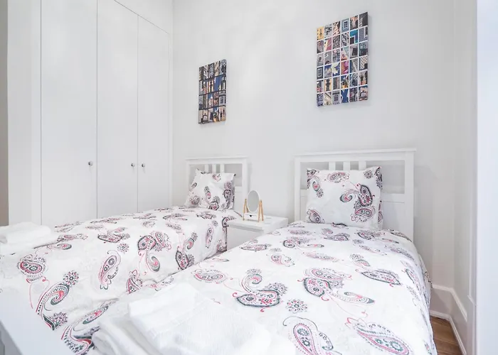 Akicity Baixa Glory *