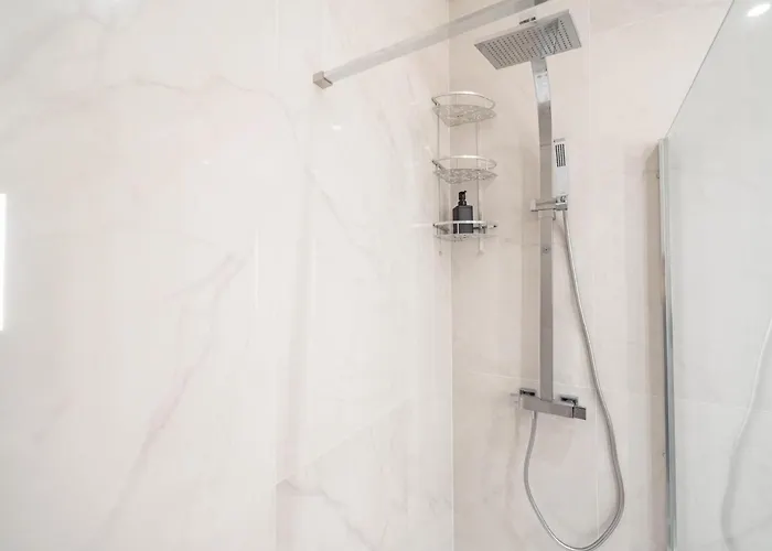 Akicity Baixa Glory *