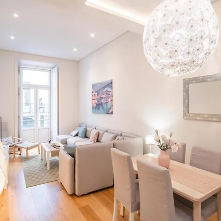 Akicity Baixa Glory Lisbon